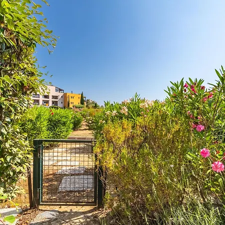 Apartamento Les Marines De Gassin-9 By Interhome
