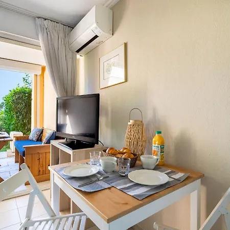 Apartamento Les Marines De Gassin-9 By Interhome